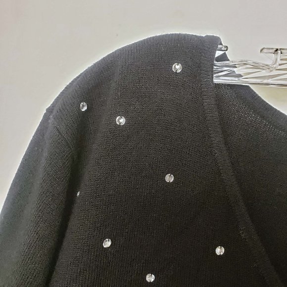 Designer Originals Women's Black Knit Scoop Neck Faux Diamond Top Sweater - Picture 3 of 11